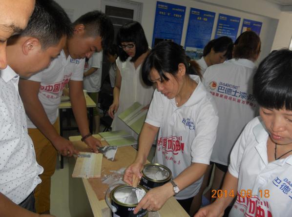 �͵�ʿ�h(hu��n)�����׌�ȫ��(gu��)���ƌ�(d��o)ُ(g��u)��Ӗ(x��n)�I(y��ng)�A�M�Y(ji��)��