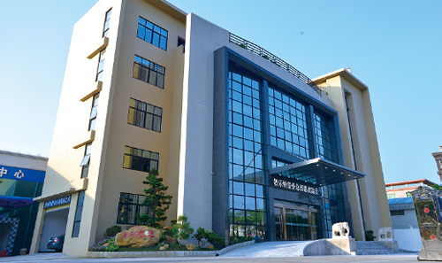 ��������[�ΏN��Ʒ�Ƶ����ҕ4��չ��ƽ�_