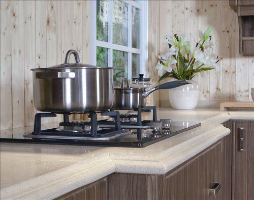 ���ƙ���С�������p�ɸ㶨����Լ��t���坍