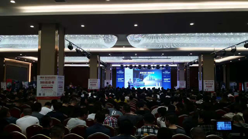 �ۄݰl(f��)�������������P���h��