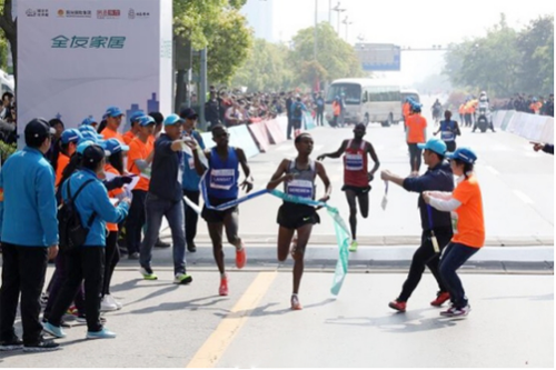 ȫ�ѼҾӡ�2017�P(y��ng)���b���(gu��)�H����R����ِ�_(k��i)Ļ �������~һ�絽��(ch��ng)���