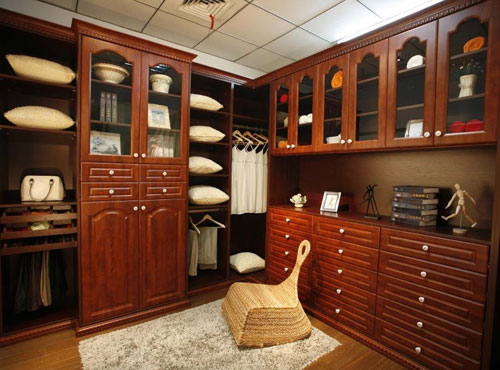 想要立足市場(chǎng) 衣柜企業(yè)需提升內(nèi)涵與加強(qiáng)創(chuàng)新