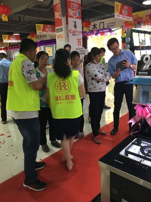 ɭ�輯����iˮ�h���u���_�I(y��)��ӈA�M��Ļ