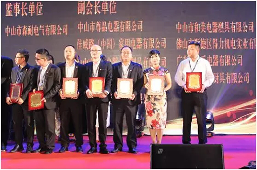 �����o�硤�����ڡ�