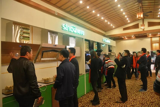 �ܲ����� ����N는y�ִ�����2018��ǰ�M(j��n)