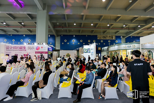 �����A��ȫ���̘I(y��)ģʽ���M���A����ȫ���������W(xu��)�C���w������Ļ