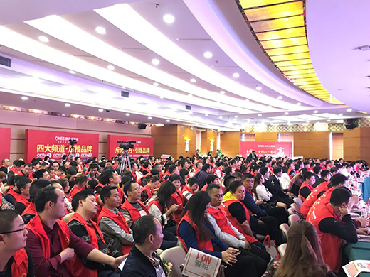 �������缉(j��)�e������Ʒ�� �Ŀ�ʿ�վoȭ�^Ŭ����