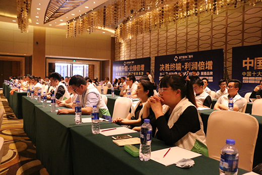 ʩ����픰l(f��)չ��׃�� ȫ��λ��(zh��n)������(j��)