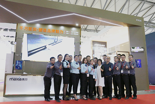 �P�����w ��ɯ��ԡ���A�M�Y(ji��)���Ϻ�չ�г�