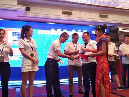 ���鄓(chu��ng)չ��(j��ng)�N(xi��o)�F(tu��n)�(du��)�˲ŝ�(j��)��(j��) ��ͬ��(sh��)��(xi��)����?zh��n)��I(y��)