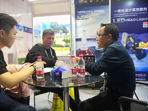 �f(w��n)����Ŀ ·���l(w��i)ʿ������(sh��)��������(zh��n)���Ϻ�չ