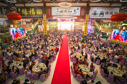 新會古典家具城上演“文化之夜”