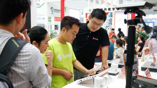 �ڰˌÏV�������b��չ���_(k��i) �����ǻۺڰ����P(gu��n)ע