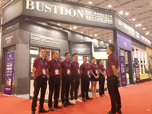 �Fꖽ����������չ� ��˹���D�T���d�u(y��)���w