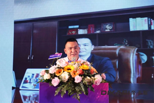 ���i������������С�ˇ�gͿ��