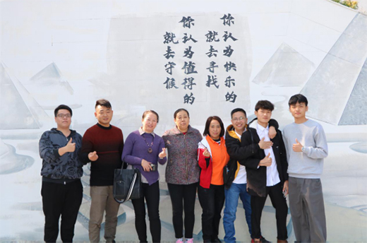 ���Y�Ó����ж�֮�� ӭ�L(f��ng)����