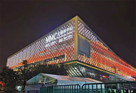 ���߃�(n��i)�������w��������(d��ng)���cδ��(l��i)