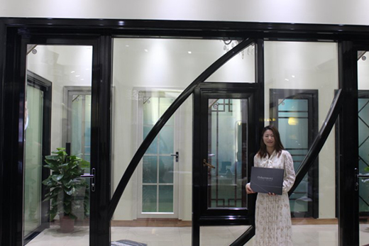 �Wլ�T������h�t Ʒ�Ƒ�(zh��n)���ƏV���m(x��)����