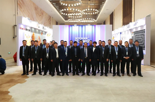 �¾�������ʥ��ܘI(y��)�c�㹲ͬŬ��