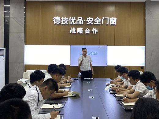 �¼���(y��u)Ʒ�T��|������Ī�󡱻��(d��ng)�����xĻ!