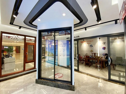 ����ͬ��(ch��ng)PK��ԣ���T�����(sh��)��焓(chu��ng)�ѿ�(j��)