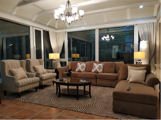 ���¡��(y��ng)���˟� һ����΢�L(f��ng)���(l��i)