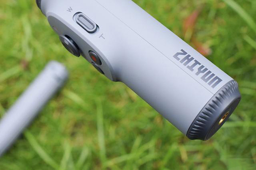 隨拍利器 入門好物!——智云Smooth-X手機智能云臺開箱圖賞