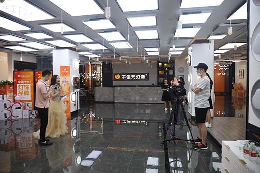 ǧ��Ԫ��� ��Ʒ��ֱ����h��(zhu��n)��(ch��ng)�ɹ����[�x�ܽK��