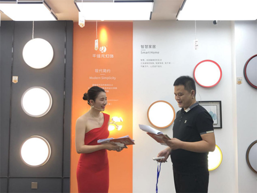 ǧ��Ԫ�����Ʒ��ֱ��ɽ�|���� ������푄������