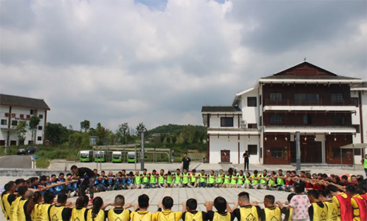 �ٵÏN�l(w��i)�����шF(tu��n)�(du��)����������߄��܈F(tu��n)�(du��)