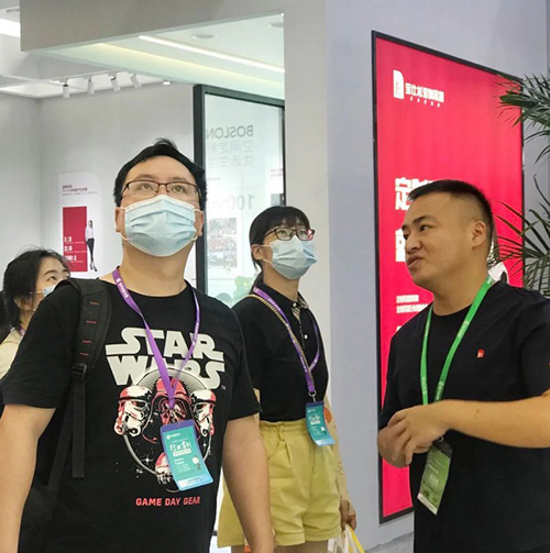 ���H���ɵ��չ������Ļ ������ȫ���δ������