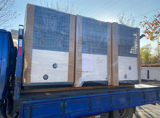 供熱穩(wěn)定更節(jié)能!山西高舉架生產(chǎn)車間選用利普曼空氣源