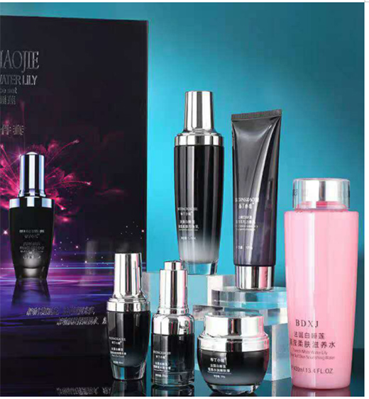 �ИI(y��)�еľ�Ӣ �������x���yƷ�_(k��i)���A�������I(y��)