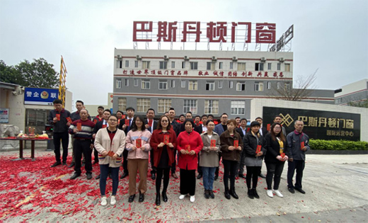 ��˹���D�T��|�_������ʿ��M�M���³�!