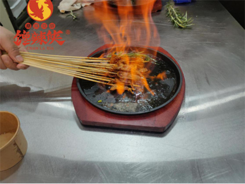 ����b�һ�ţ�⾫�xʳ��׷��a(ch��n)Ʒ�|(zh��)��