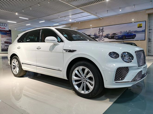 21���e����Խˮ���и�LED����貊ZĿ