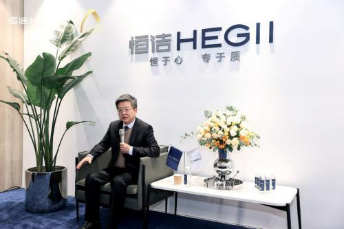 �㝍CEO������ʾ�����m(x��)ͻ���c�l(f��)չ �����I���l(w��i)ԡ�ИI(y��)