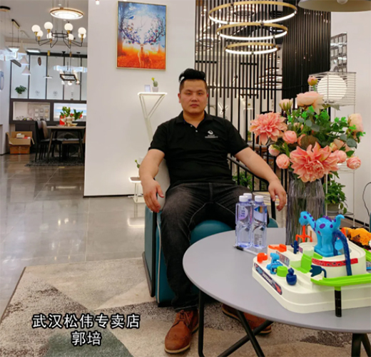 �x���ɂ�������L���L����ꖶ���