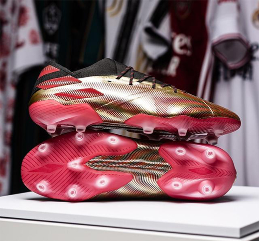 �����_(d��)˹�l(f��)����Showpiece Pack������Ь���b