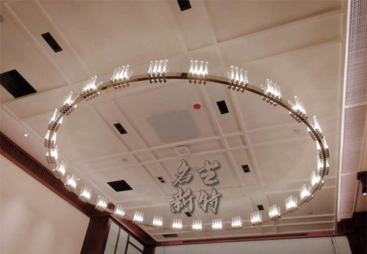 һ��M(m��n)���������ğ���������g���Ƴ���ͬ�Շ�