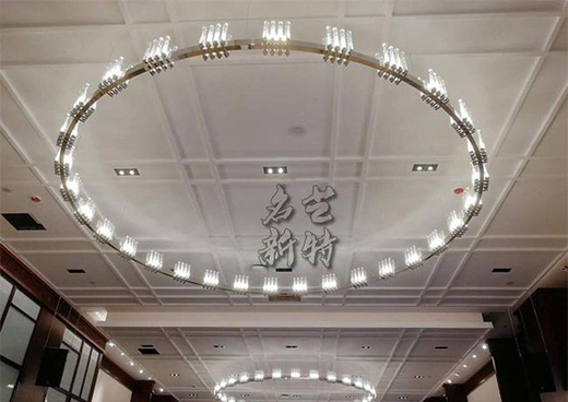 һ��M(m��n)���������ğ���������g���Ƴ���ͬ�Շ�