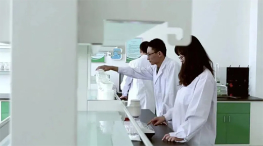 ����ף�R�����ܘI(y��)���ͨ�^��AAA����(j��)�y�������wϵ�J(r��n)�C