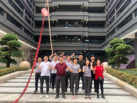 ϲ��(b��o)!����ף�R���R��չ�d�_���xʽ�A�M�e��