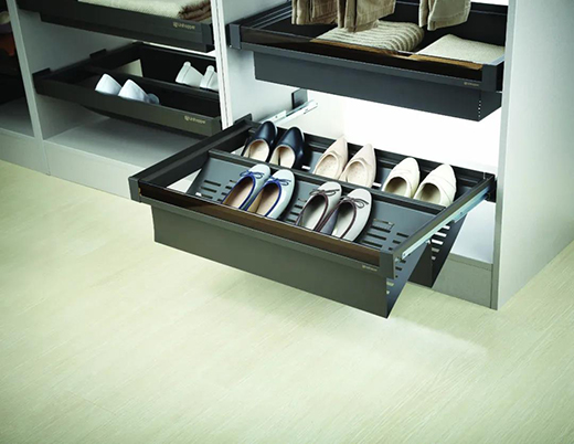 CBDչ�M(j��n)�Еr(sh��)| ģ�K���ռ{��ԽסԽ�ϰa���N����ñ�g