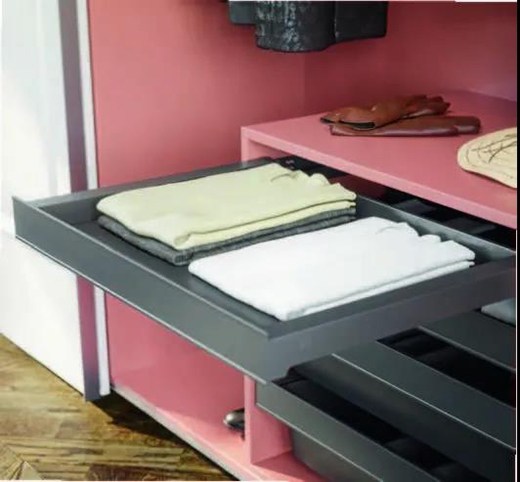 CBDչ�M(j��n)�Еr(sh��)| ģ�K���ռ{��ԽסԽ�ϰa���N����ñ�g