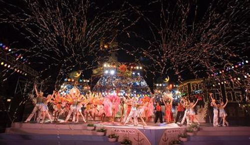 ��˹�Ǳ�����֮���������ռ������ß����c���ӭ������