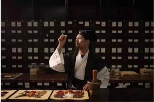 草方中藥牙膏穿越古今 領(lǐng)略千年前的百草魅力