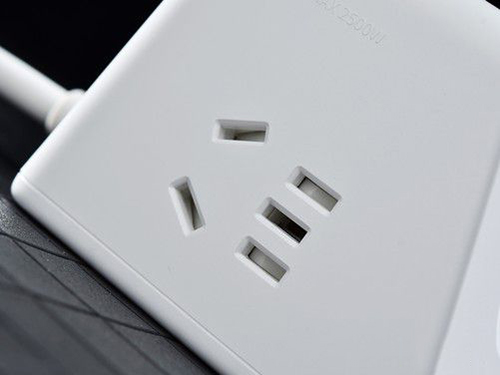 �ֵ�����p�M�� aigoСħ���o����늲���