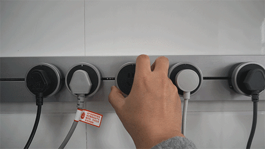 �������Ʒ����(chu��ng)���O(sh��)Ӌ(j��)�Ĺ�ţ�Ƅ�(d��ng)���ڲ���ϵ�y(t��ng)