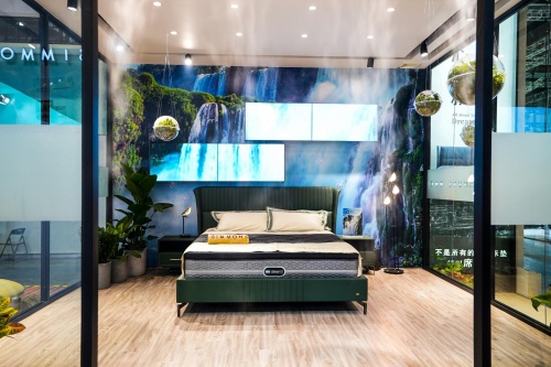 ���|�ڿƼ���Simmonsϯ��˼����(g��)���ƬF(xi��n)����˯��ʹ�c(di��n)